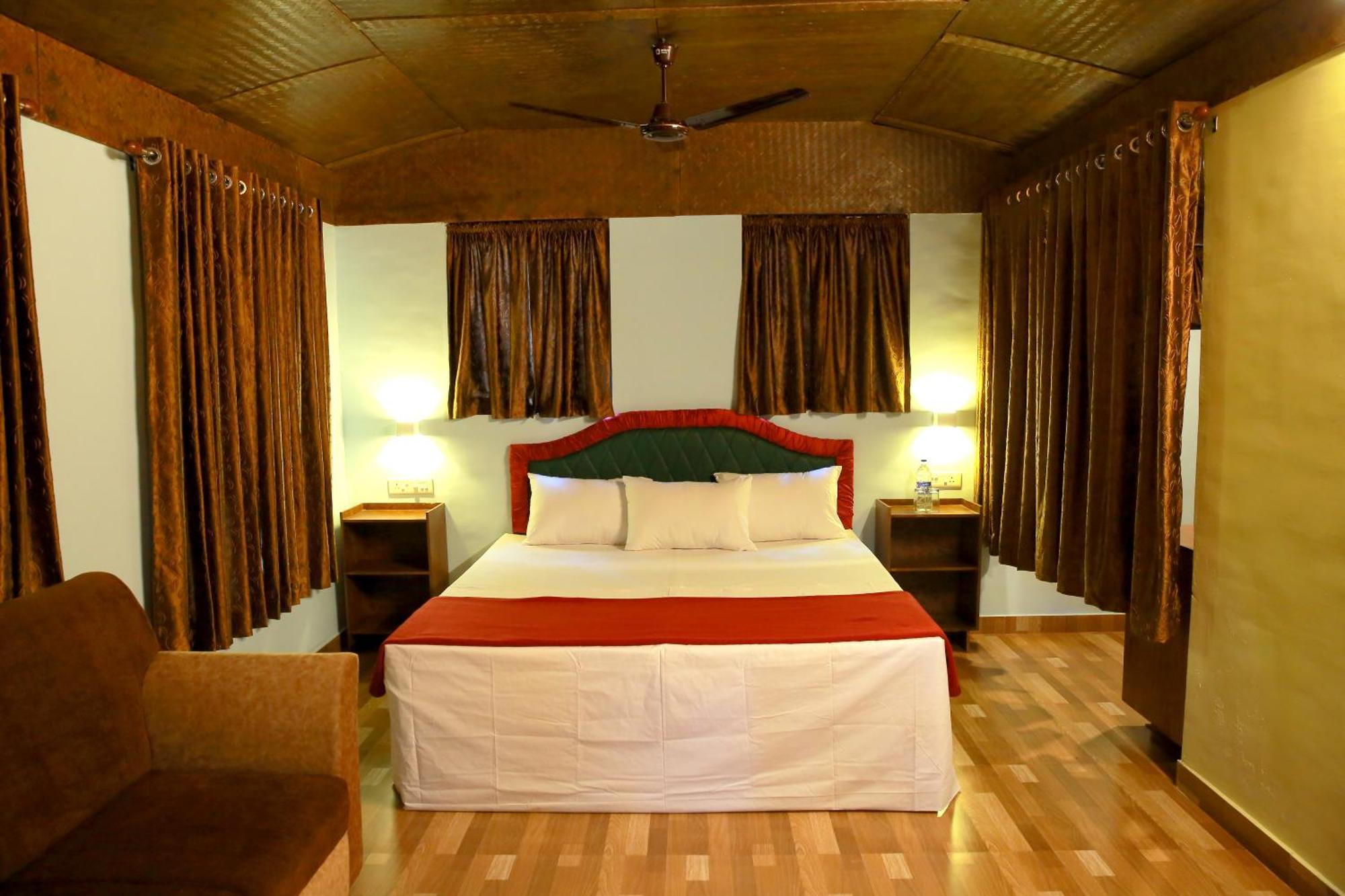 Snow Hills Resorts Thekkady Buitenkant foto