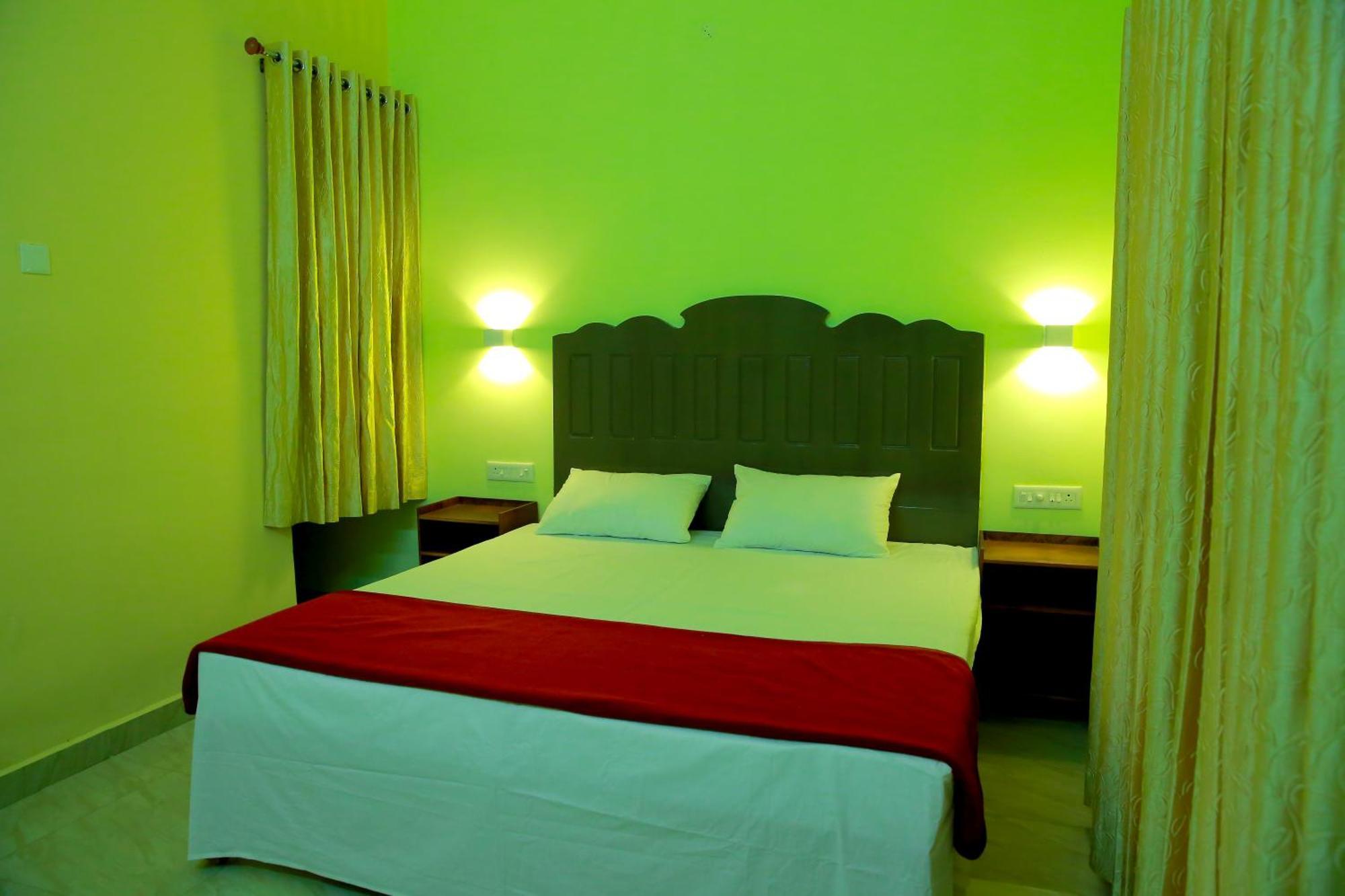 Snow Hills Resorts Thekkady Buitenkant foto