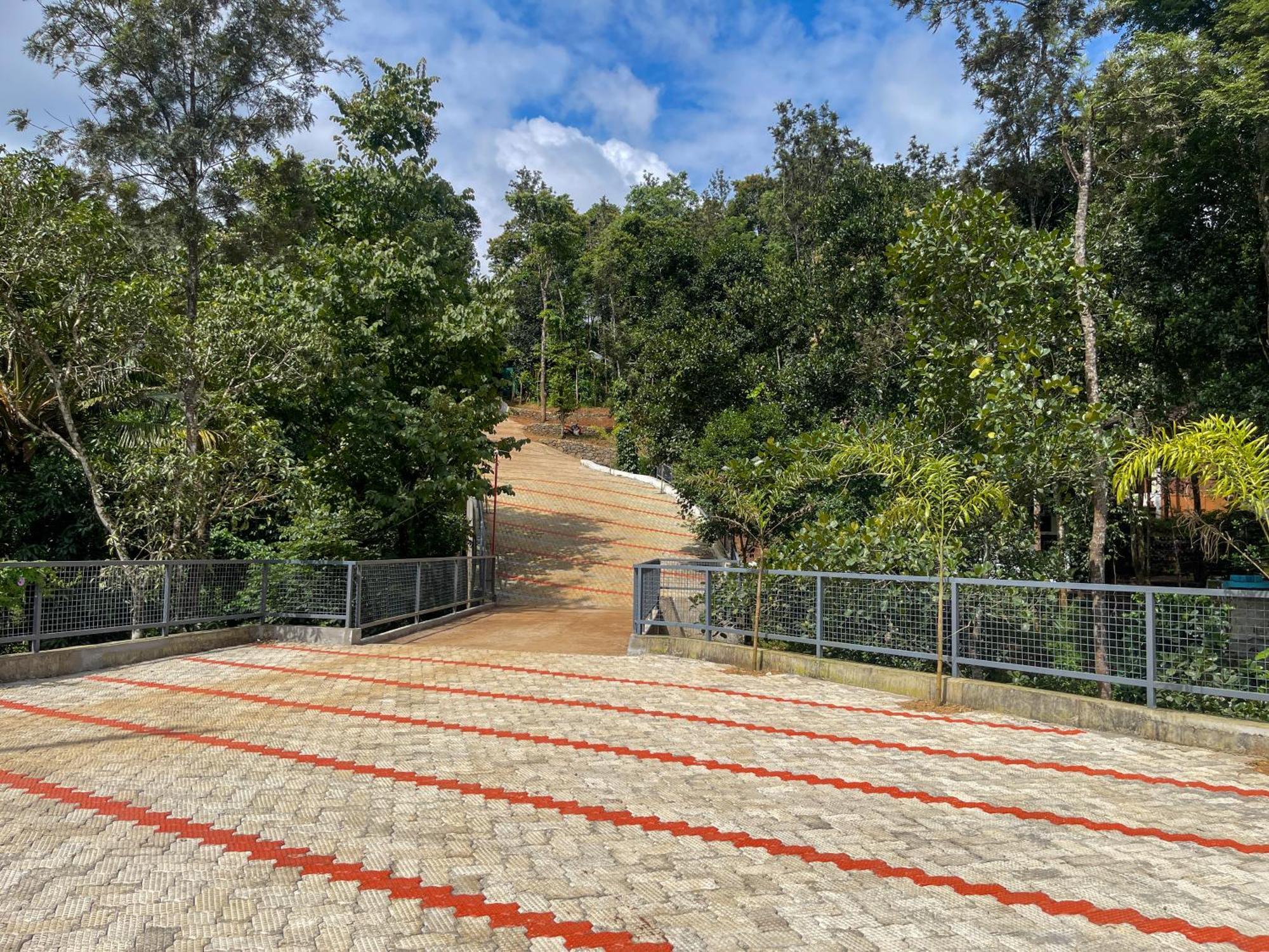 Snow Hills Resorts Thekkady Buitenkant foto